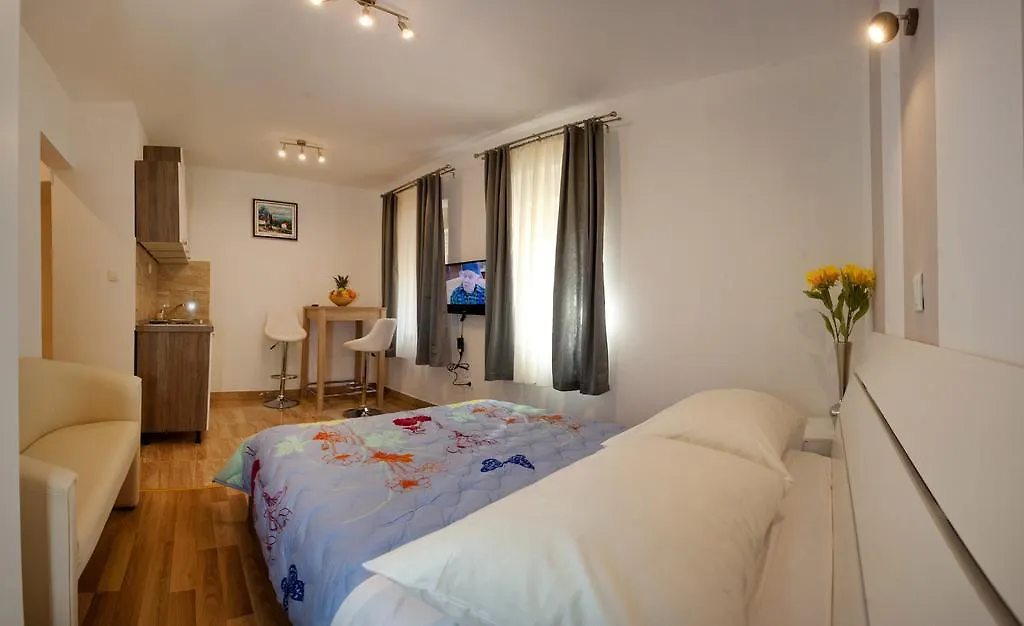 Central Luxury Rooms Izidor Spalato Croazia